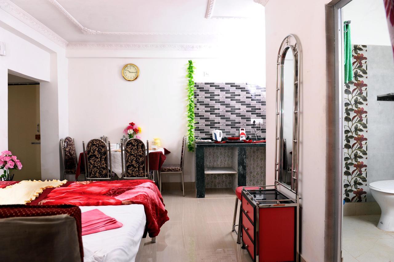 Jayanti Hotel Tarapith Buitenkant foto